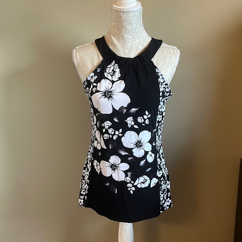 NWT WHBM Halter a style Floral Top